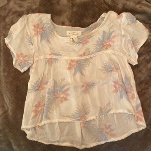 Cute flowy dreamy shirt